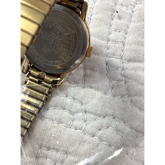 Timex Indiglo Quartz Watch*Gold Steel Expansion Band White Dial*Needs Battery - Picture 3 of 6